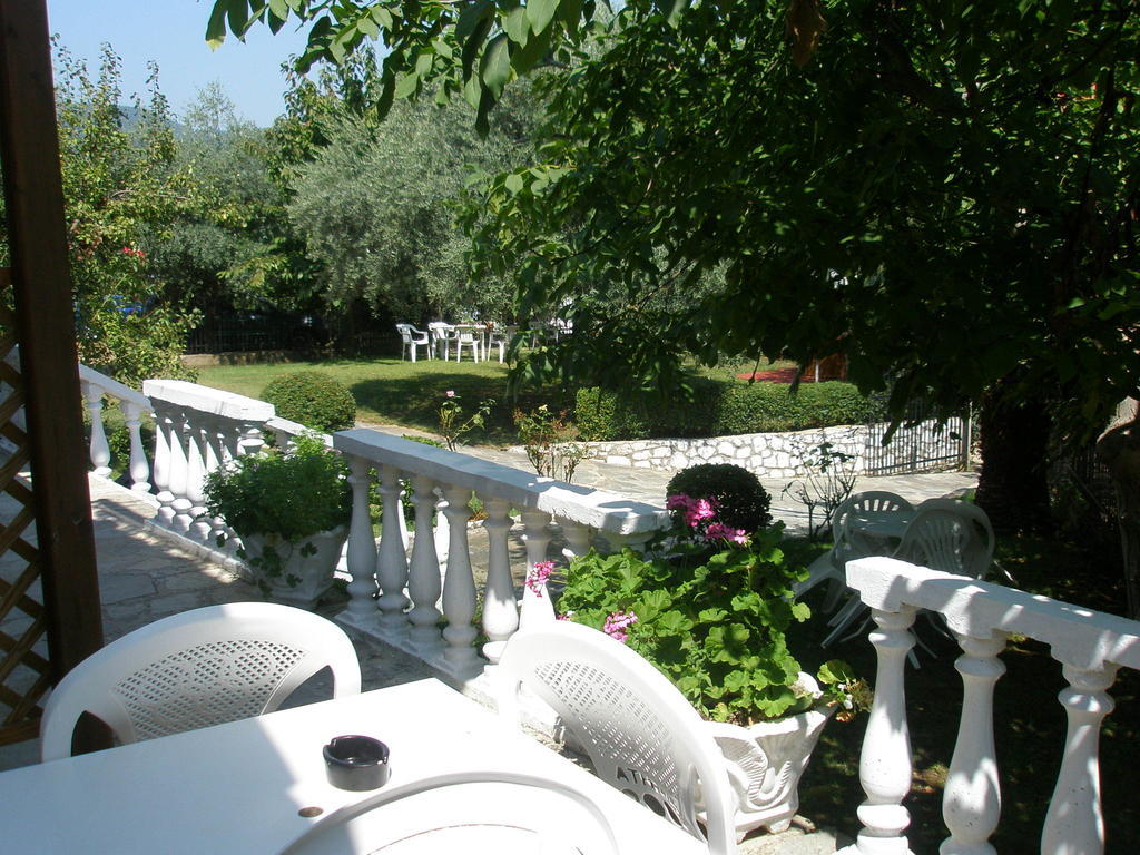 סקאלה פוטאמיאס Viki Studios And Apartments מראה חיצוני תמונה